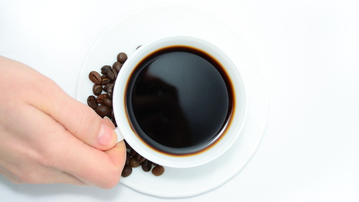 7 Tanda Anda Ketagihan Kopi