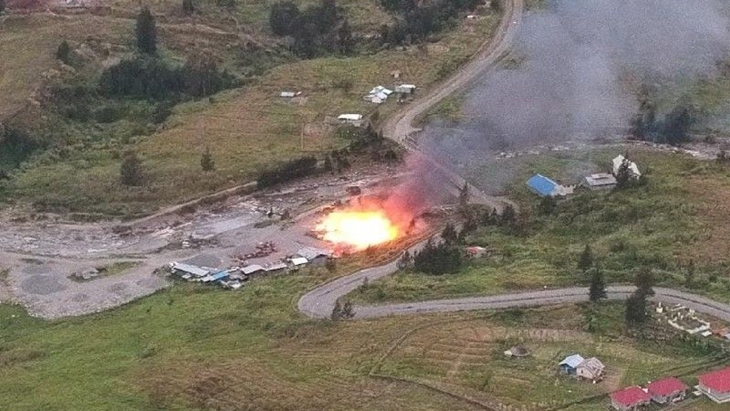 KKB Bakar Mes PT MTT di Kabupaten Puncak