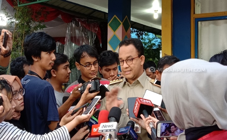   Pantau Pintu Air Manggarai, Anies: Hingga Sore 236 RW Masih Terendam Banjir