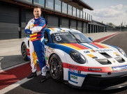 Jorge Lorenzo Ikut Balap Mobil Pakai Porsche