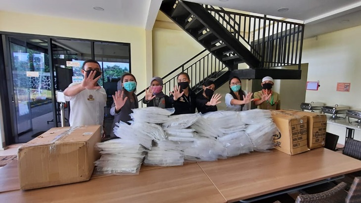 JSI Resort Salurkan Bantuan untuk Tenaga Medis di RSPG Cibeureum