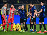 Kualat Instan! Lempar Petasan ke Emil Audero, Jari Oknum Suporter Inter Milah Malah Meledak Jadi Bubur