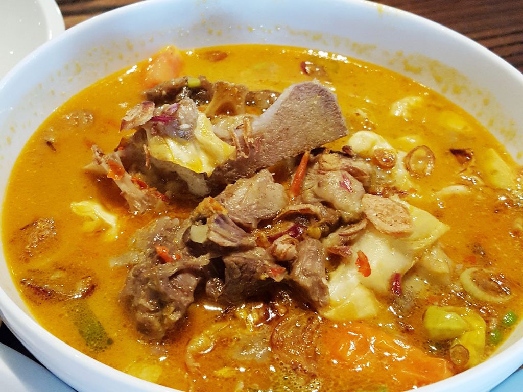 4 Sajian Khas Nusantara yang Cocok Dinikmati saat Musim Hujan