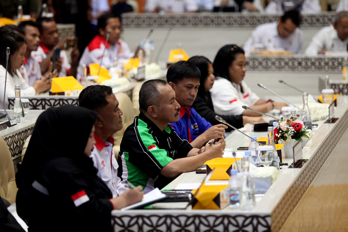 Audiensi Pimpinan DPR dengan Asosiasi Pengemudi Bahas RUU Angkutan Jalan