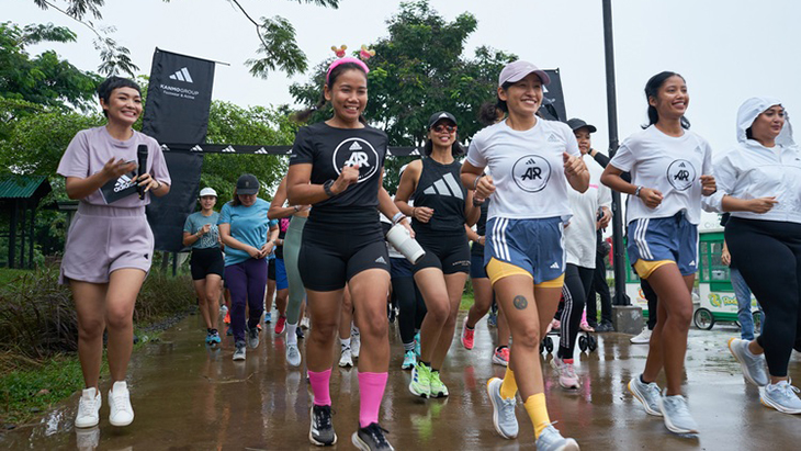 Rayakan Hari Perempuan Internasional, Adidas Gelar Fun Run 'With Women We Run'