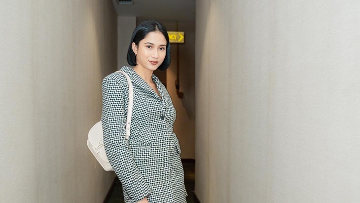 Bintangi Film 'Tuhan, Izinkan Aku Berdosa', Aghniny Haque Belajar Mengaji Lagi 
