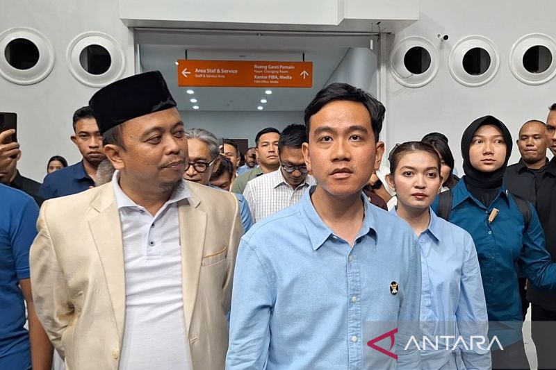 Gibran Hadiri Deklarasi Dukungan dari Perangkat Desa Bersatu 