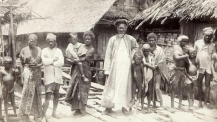Haji Oea Saraka di Onin (Fakfak). Foto diambil antara tahun 1890-1900. (Sumber/Koleksi Foto Tropen Museum Belanda)