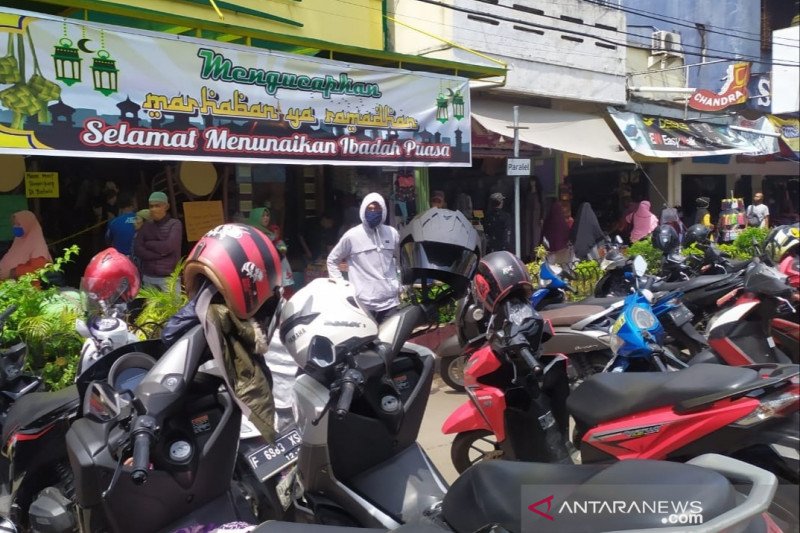 Izinkan Warga di Bawah 45 Tahun Bekerja, Pengamat: Apa Gunanya PSBB