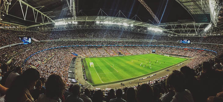 Nonton Bola Jauhkan Depresi dan Dimensia