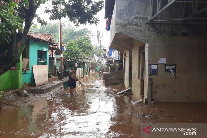 Wagub DKI Singgung Banyak Daerah di Indonesia yang Masih Terendam Banjir