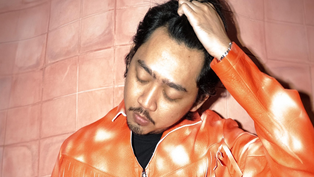 'Fight Some More' Jadi Fokus Trek di Album 'Hardcore Romance' Pamungkas