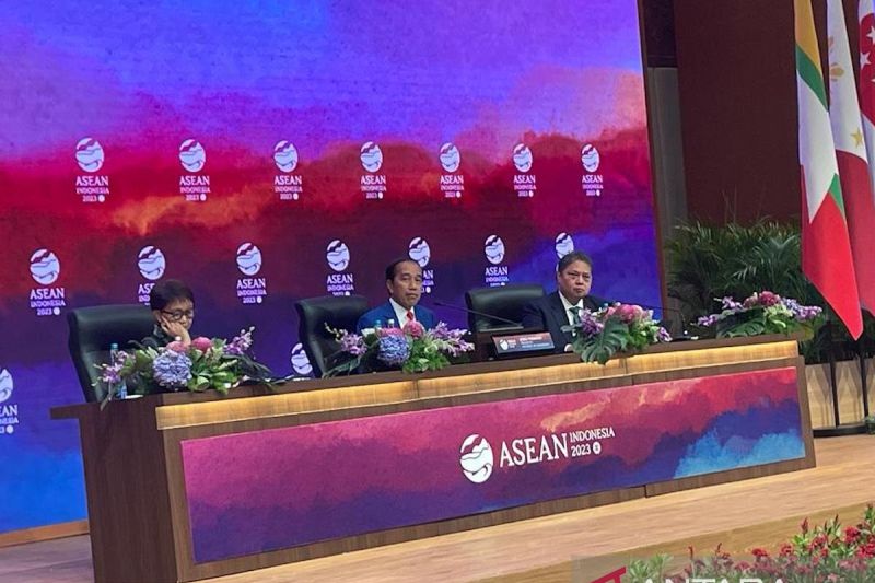 Hasil KTT Ke-43 ASEAN di Jakarta Lanjutkan Kesepakatan KTT ke-42 ASEAN di Labuan Bajo