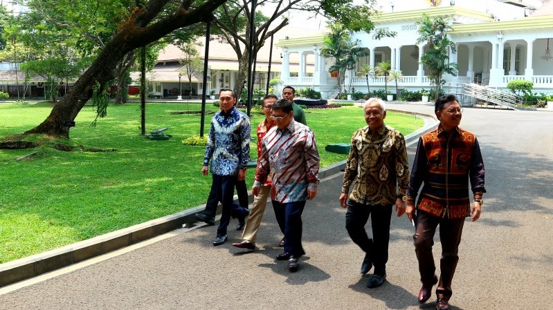 Pimpinan DPR ke istana
