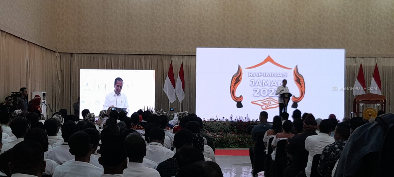 Jokowi Sebut Parpol Masih Ngalor-Ngidul Cari Format Koalisi
