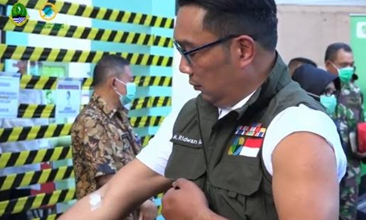 Setelah Suntik Vaksin, Ridwan Kamil Sempat Ngantuk 3 Hari