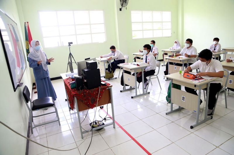 Pemerintah Setujui PTM Terbatas 50 Persen di Daerah PPKM Level 2