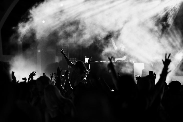 Ilmuwan Jerman Cari 4000 Relawan untuk Nonton Konser Indoor, Berminat?