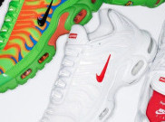 Tampil Eye-Catching dengan 3 Sneakers Supreme x Nike Air Max Plus TN