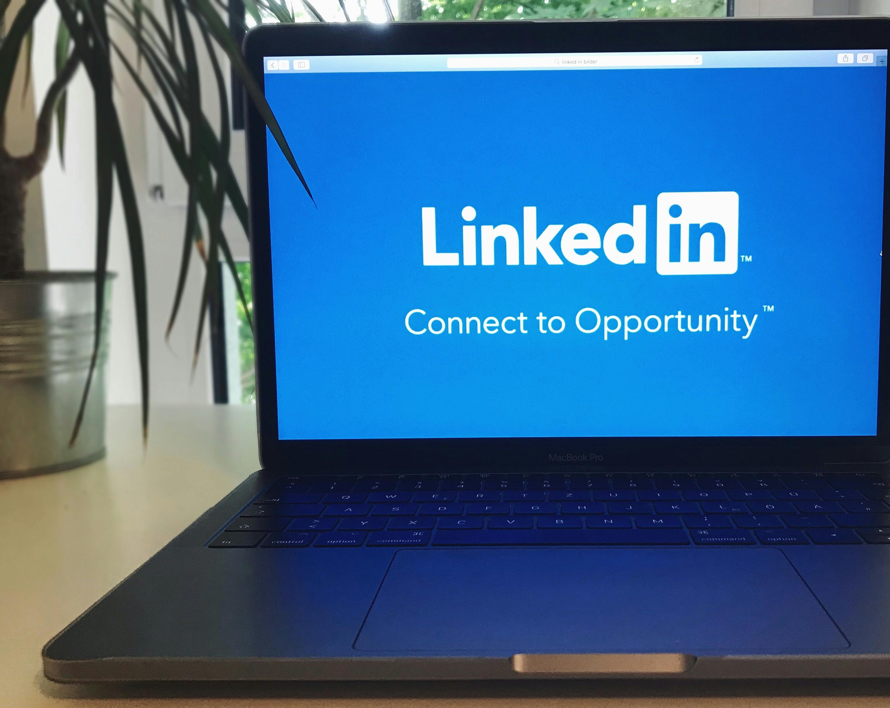 9 Cara Agar Profilmu Terjaring Radar Recruiter di Linkedin