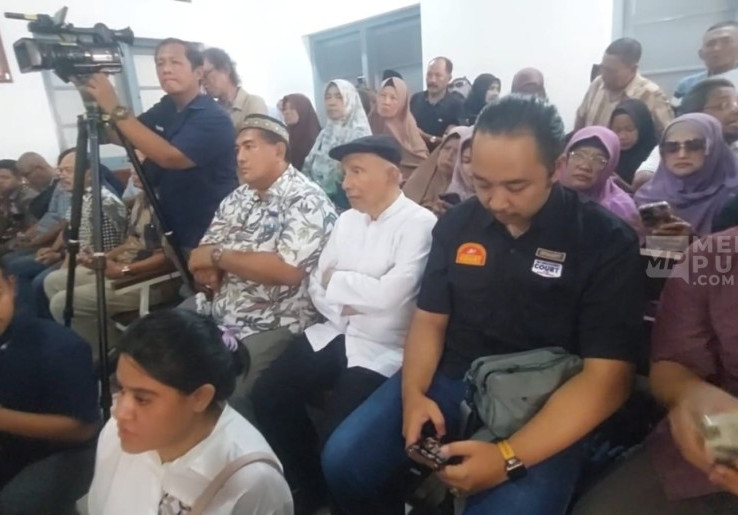 Amien Rais, Refly Harun, dan Rismon Datangi PN Solo untuk Sidang Ijazah Palsu