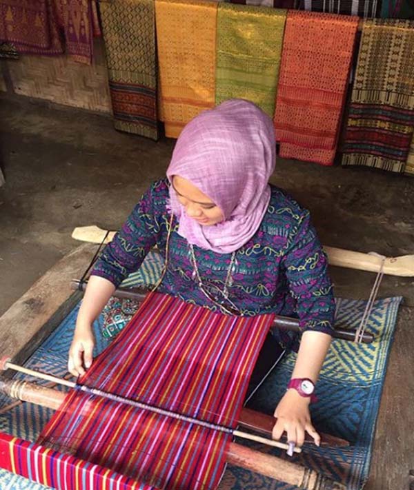tenun sasak