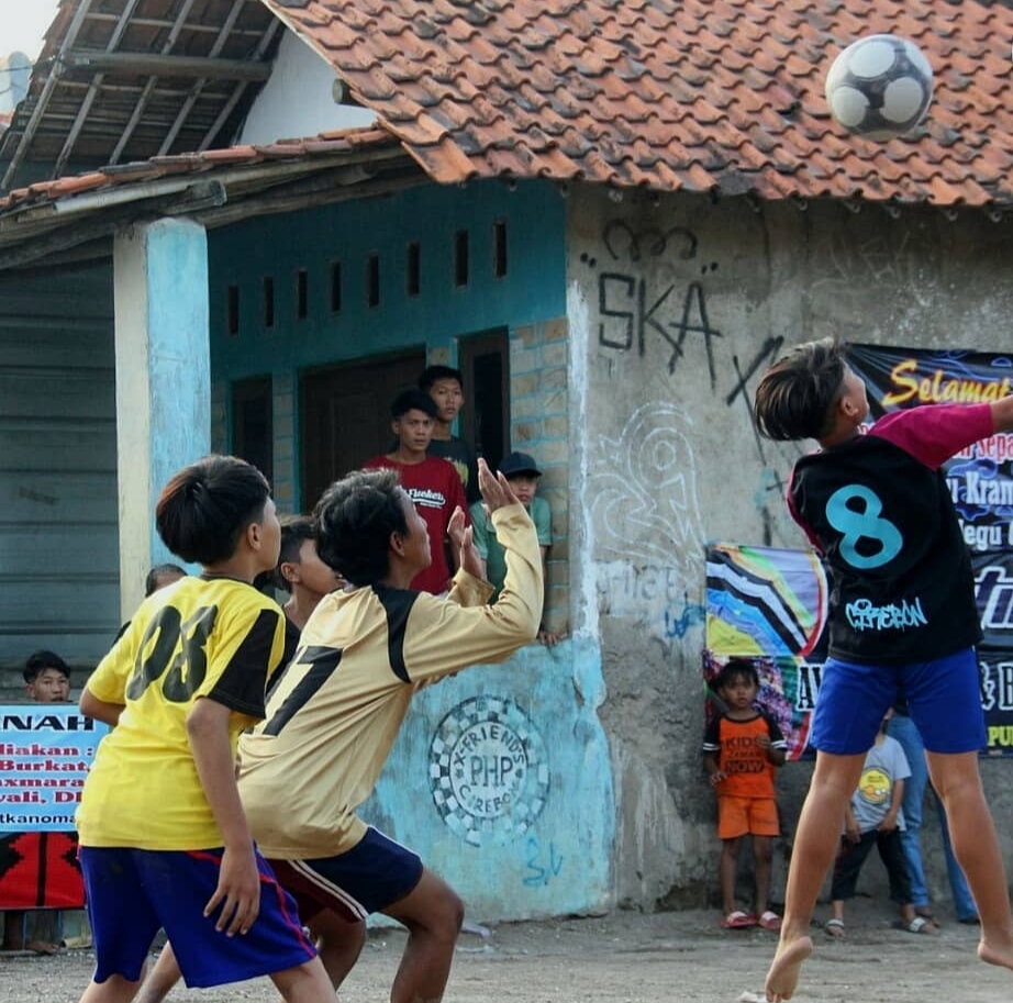 Bola plastik