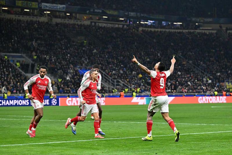 Bungkam Inter di Kandang, Arsenal Catat Rekor Kemenangan 100% di Puncak Klasemen Liga Champions