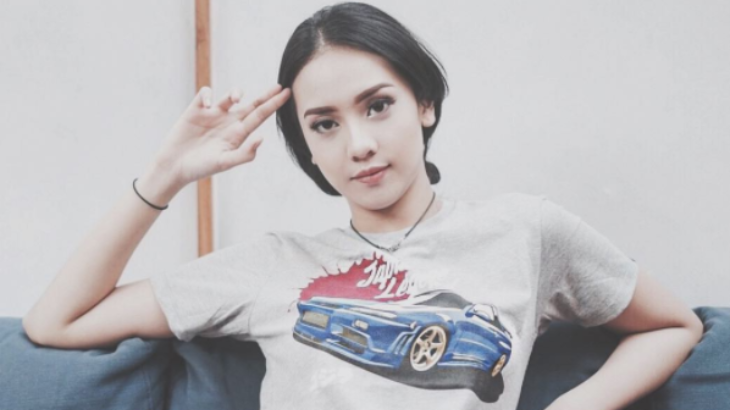 Unggah Foto Hot Bareng Pacar, Warganet Tawari Selebgram Anya Geraldine Nikah Gratis