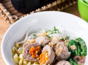 Wow, Omzet Warung Bakso Desa Capai Rp30 Juta per Bulan