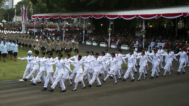 Kemenpora Ganti Rok dengan Celana Panjang Bagi Anggota Putri Paskibraka 2019