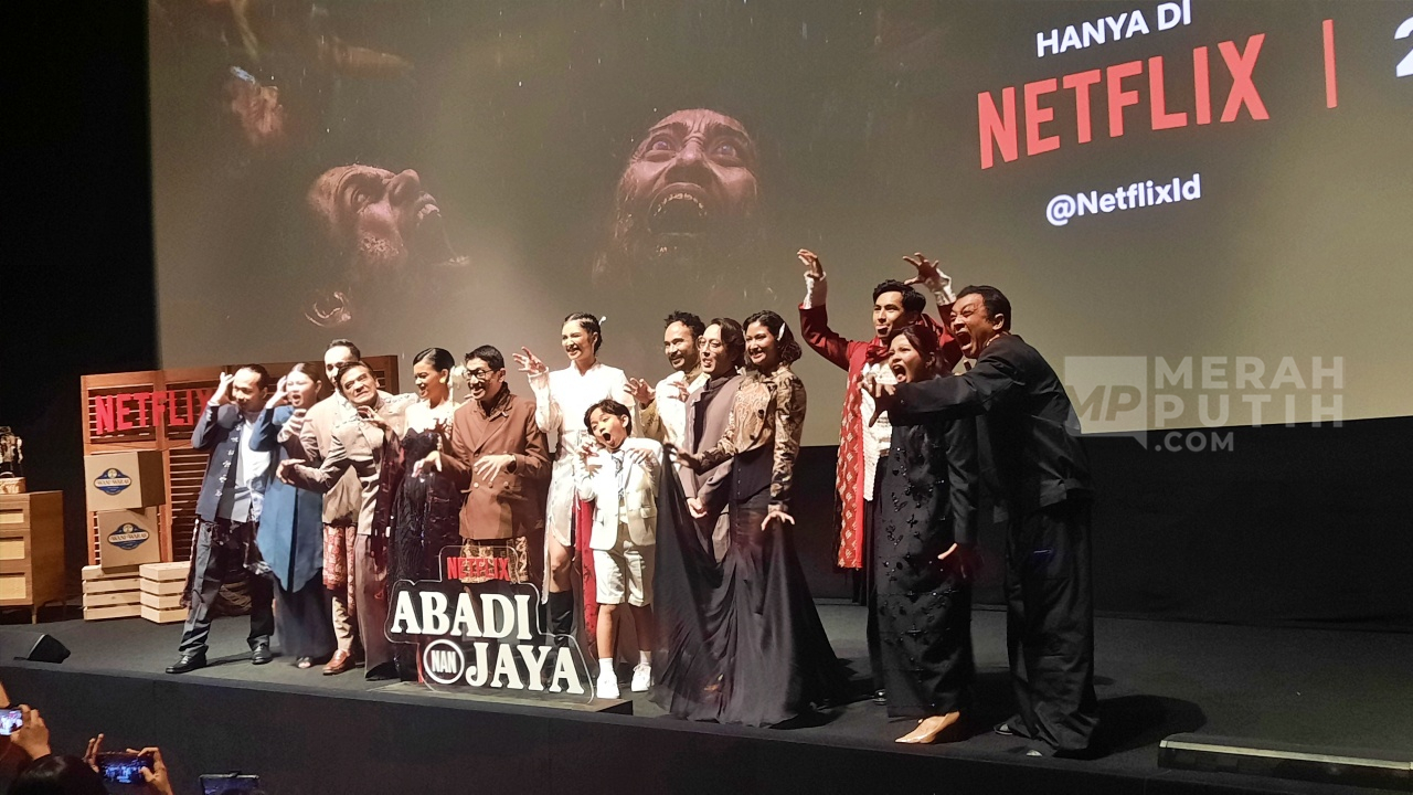 Ketika Jamu Jadi Sumber Wabah Zombi, Film 'Abadi Nan Jaya' Siap Tayang di Netflix 23 Oktober 2025