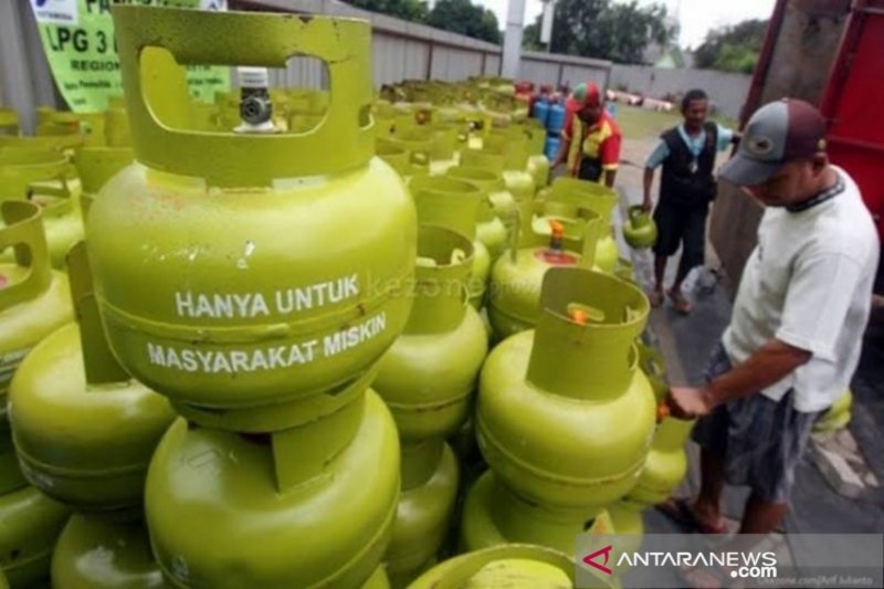 DPR Wacanakan Semua Subsidi Diberikan Tunai