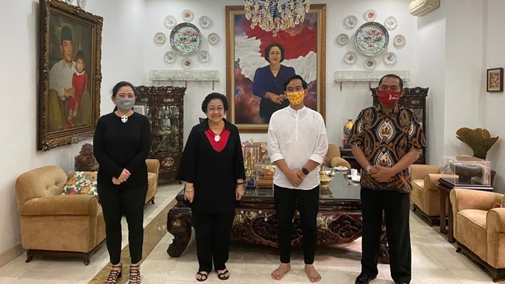 Gibran Rakabuming dan FX Hari Rudyatmo bertemu dengan Megawati Soekarnoputri didampingi Puan Maharani. (Foto: MP/Dokumentasi DPP PDIP)