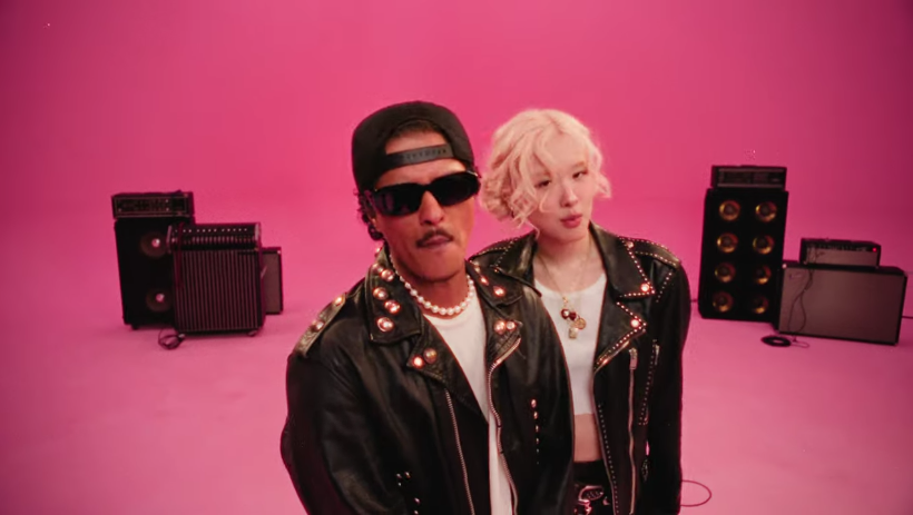 Lirik Lagu APT Rose BLACKPINK feat Bruno Mars