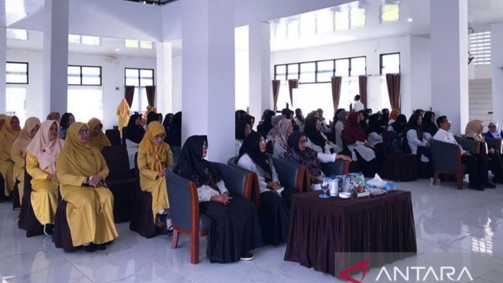 Wamenag Minta Guru Ikut Cegah Terjadinya Politisasi Agama