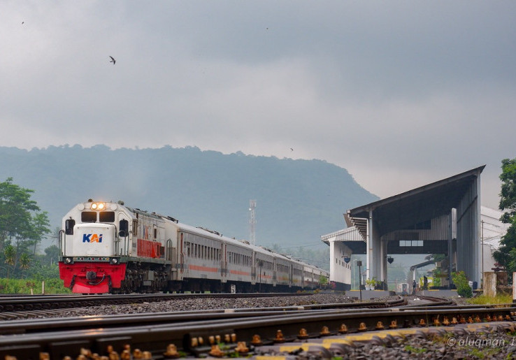 Berada di Ujung Timur Jawa, Stasiun Ketapang Simpul Vital Moda Transportasi Kereta Api dan Laut