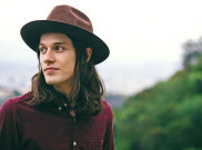 James Bay Rilis Wild Love dengan Gaya Rambut Baru, Hot!