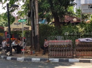 Aroma Bebauan Ini Sesekali Muncul di Kantor YLBHI Usai Dikepung Massa Anti-PKI