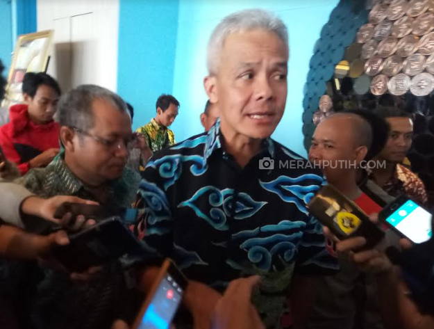 Ganjar Usulkan Polisi Jujur Hoegeng Sebagai Pahlawan Nasional