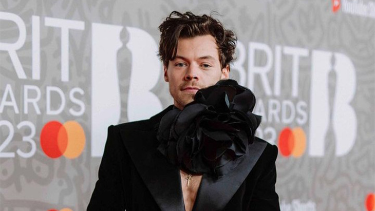 Harry Styles Menang Besar di Brit Awards 2023