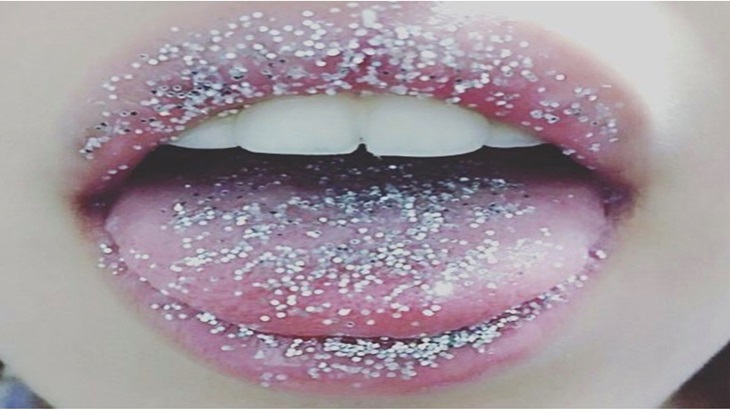 Glitter di Lidah, Tren yang Sebaiknya Dihindari