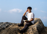 Arash Buana Ajak Penggemar Merenung Lewat 'Take Me Home'