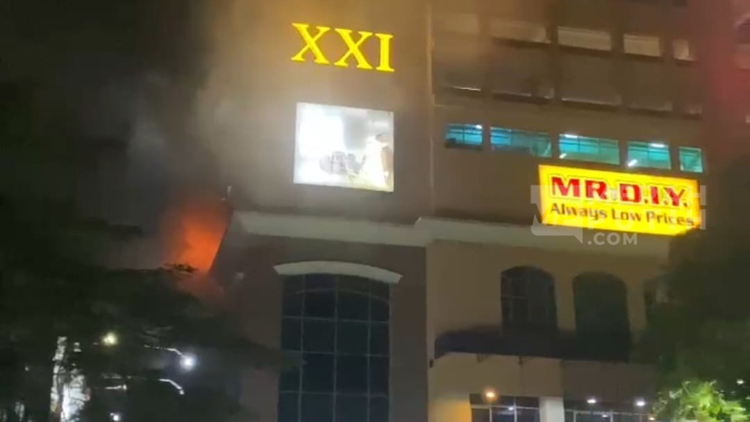 Foodcourt Solo Grand Mal Terbakar, Diduga Karena Kebocoran Gas