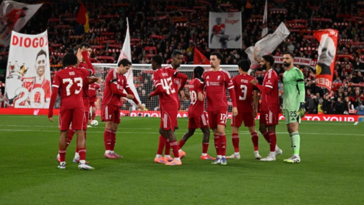 Anfield Berpesta! Alexander Isak Cetak Gol Perdana untuk Liverpool, The Reds Lolos ke Babak 16 Besar Piala Liga Inggris 