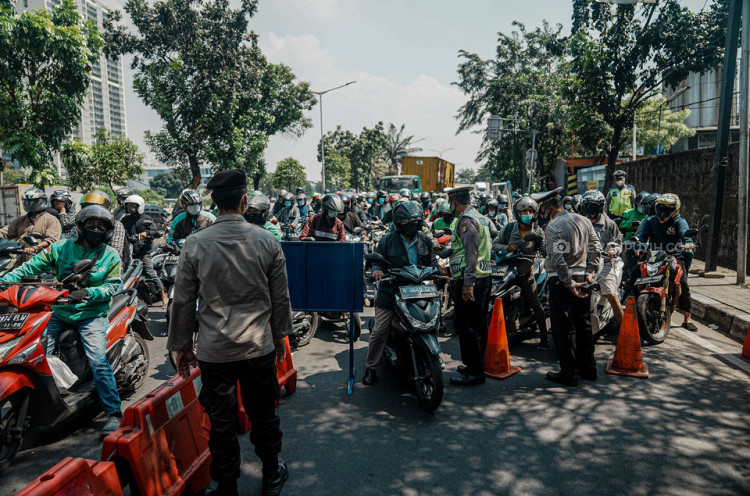 Jika Kasus COVID-19 di Luar Jawa-Bali Meningkat, PPKM Darurat Diperluas