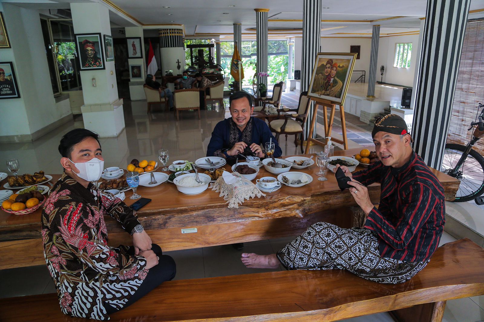 Disinggung Ikut Barisan Celeng, Putra Sulung Jokowi Jawab Begini