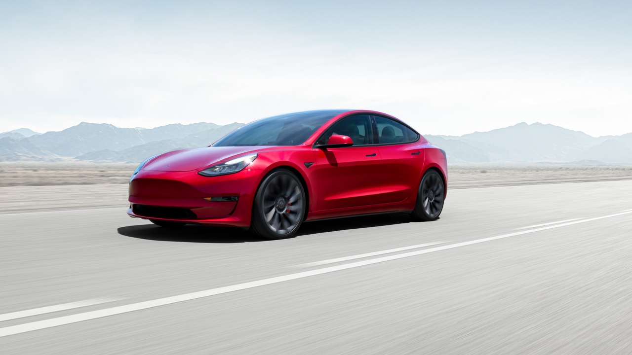 Nilai Perusahaan Tesla Kini Mencapai 1 Triliun Dolar