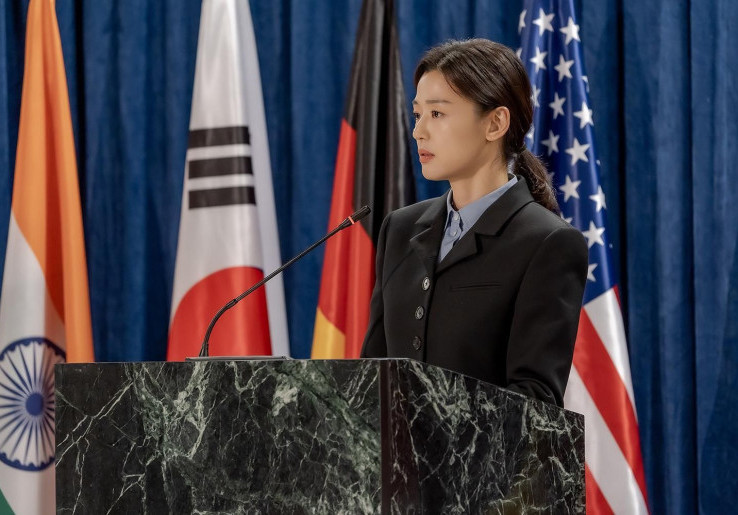Jun Ji-hyun Jadi Calon Presiden di K-Drama ‘Tempest’