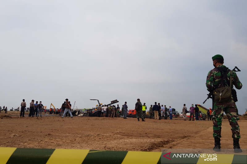 MPR Dorong TNI-AD Investigasi Helikopter Jatuh di Kendal
